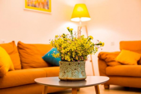 Yellow apartment in Avlabari